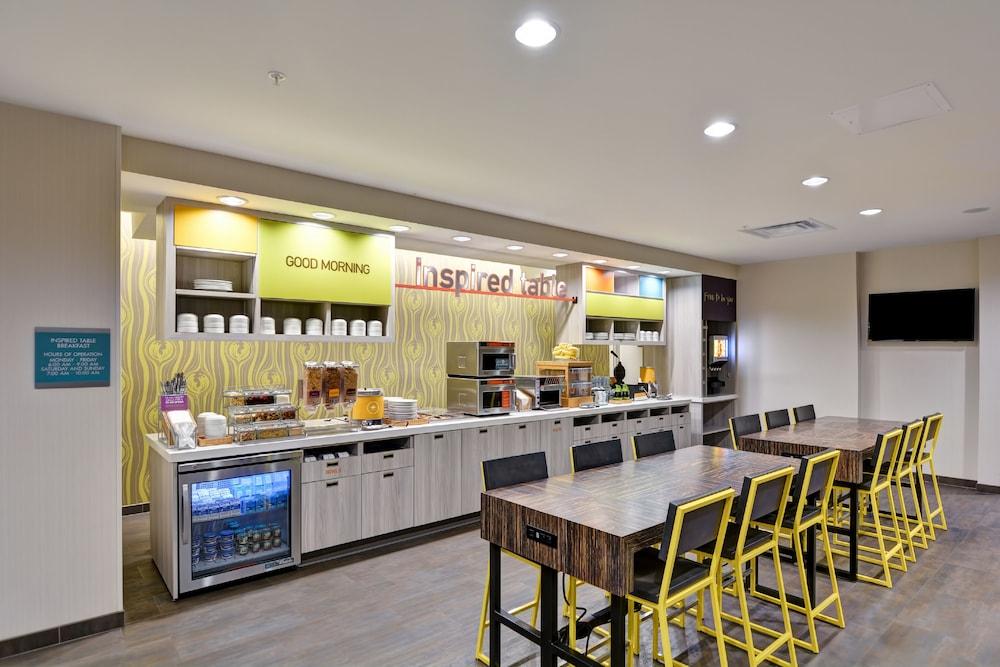 Home2 Suites By Hilton Tampa Usf Near Busch Gardens Екстериор снимка