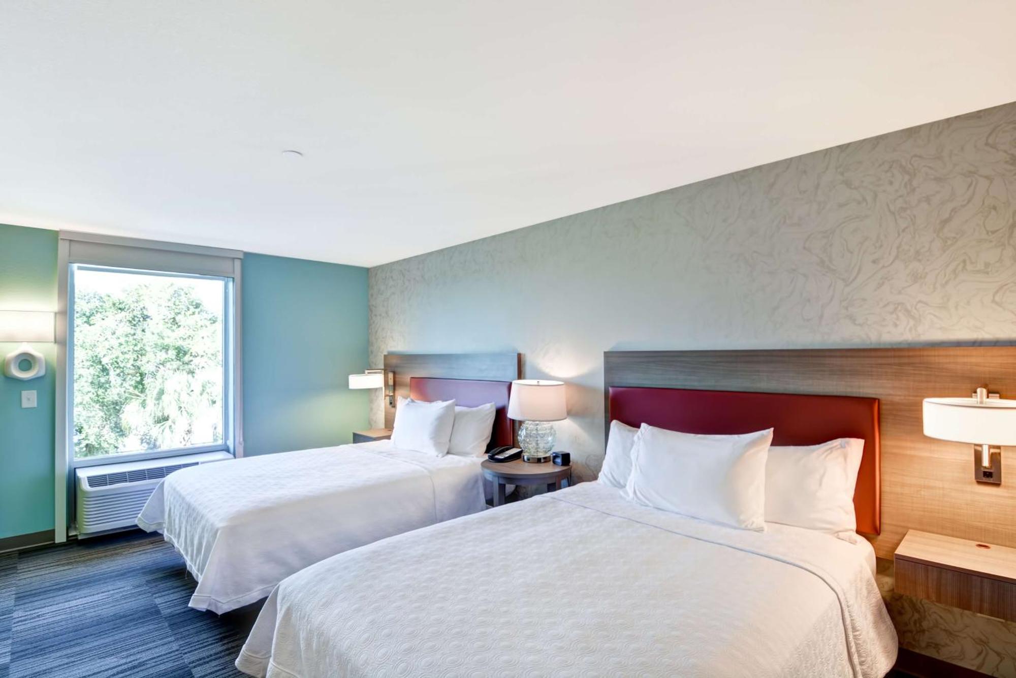 Home2 Suites By Hilton Tampa Usf Near Busch Gardens Екстериор снимка